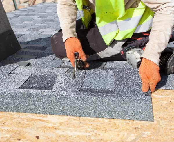 Asphalt shingles Lanaudière