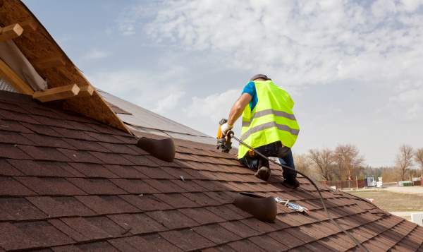 Roof roofer